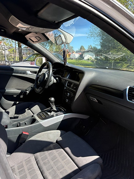 Audi A4 9 of 14