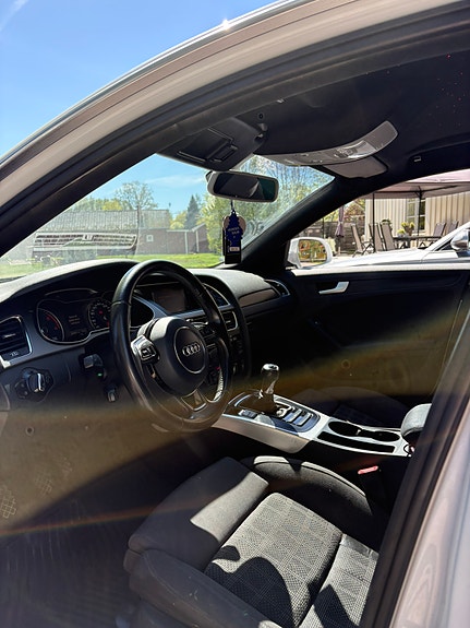 Audi A4 8 of 14