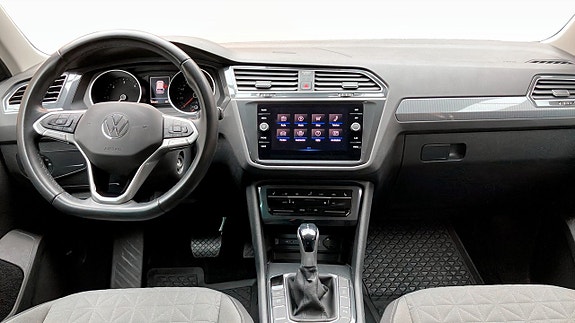 Volkswagen Tiguan 10 of 15