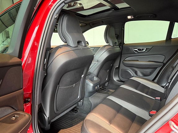 Volvo S60 11 of 12