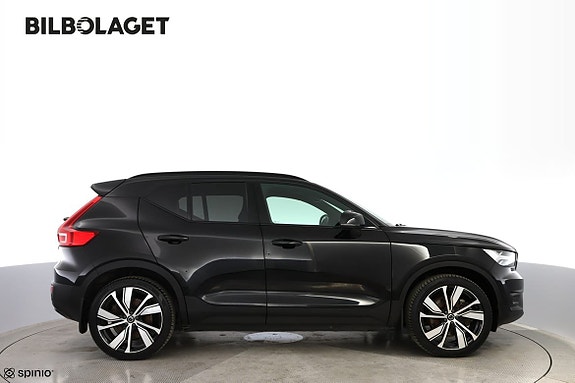 Volvo XC40 5 of 19