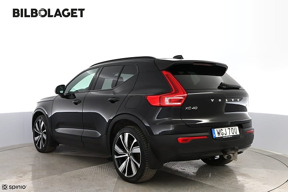 Volvo XC40 4 of 5