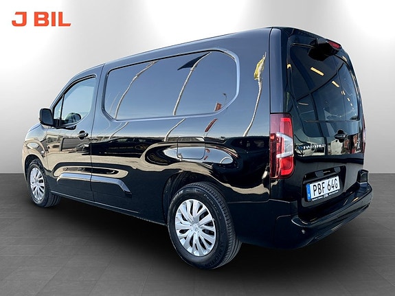 Peugeot e-Partner 4 of 5