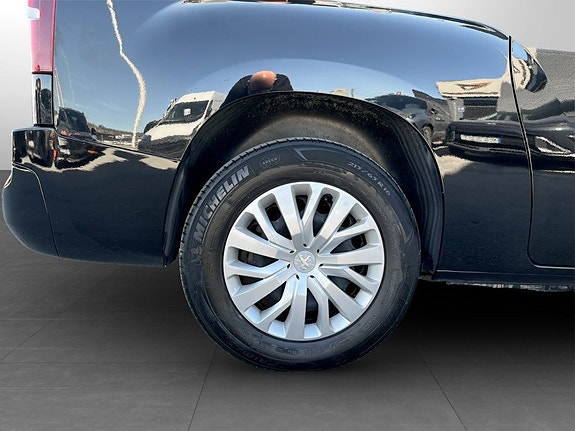 Peugeot e-Partner 15 of 15