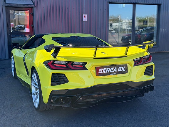 Chevrolet Corvette 11 of 25