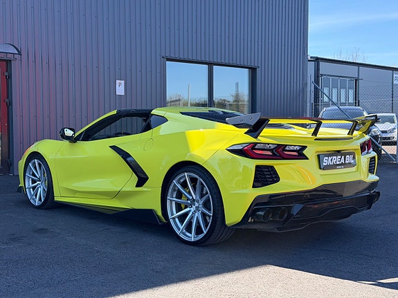 Chevrolet Corvette 10 of 25