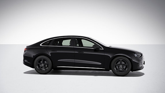 Mercedes-Benz C400 2 of 5