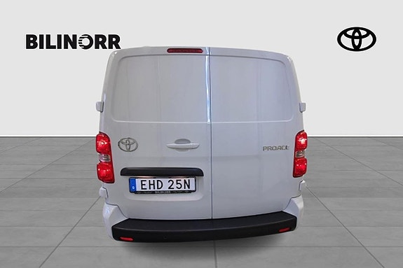Toyota Proace 4 of 5