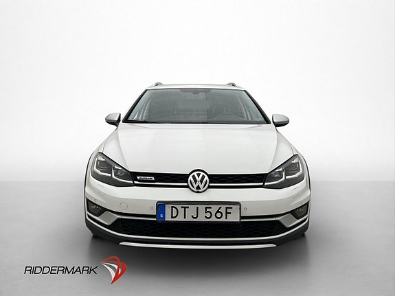 Volkswagen Golf Alltrack 2 of 30