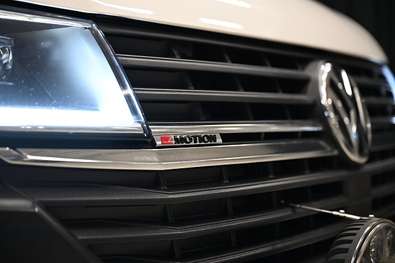 Volkswagen Transporter 18 of 30