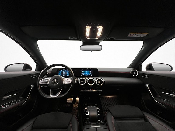 Mercedes-Benz A180 12 of 30