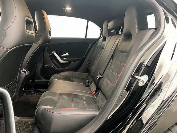 Mercedes-Benz A180 29 of 30