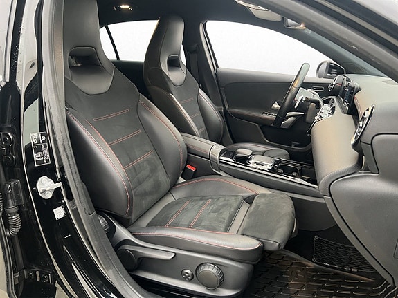 Mercedes-Benz A180 27 of 30