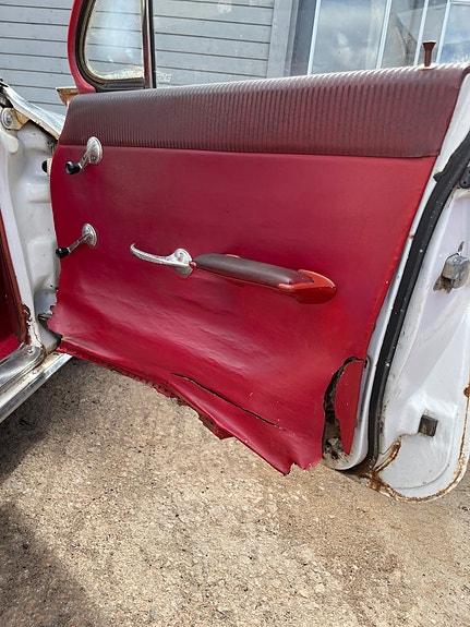 Chevrolet Biscayne 13 of 26