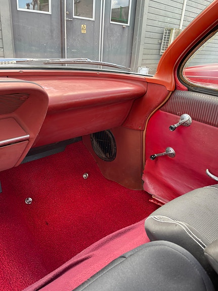 Chevrolet Biscayne 18 of 26
