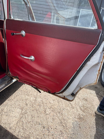 Chevrolet Biscayne 14 of 26