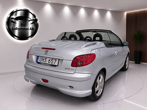 Peugeot 206 CC 2 of 5