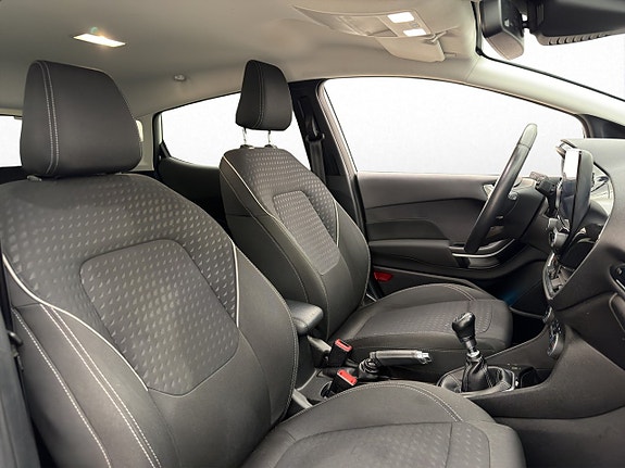 Ford Fiesta 22 of 29