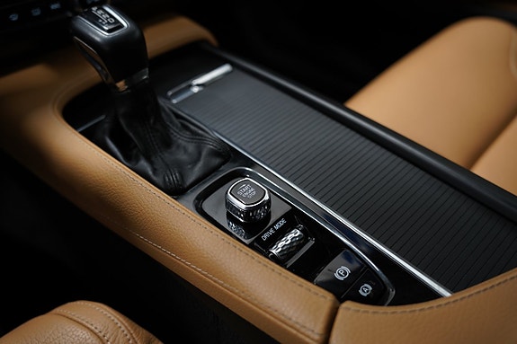 Volvo V90 Cross Country 11 of 22