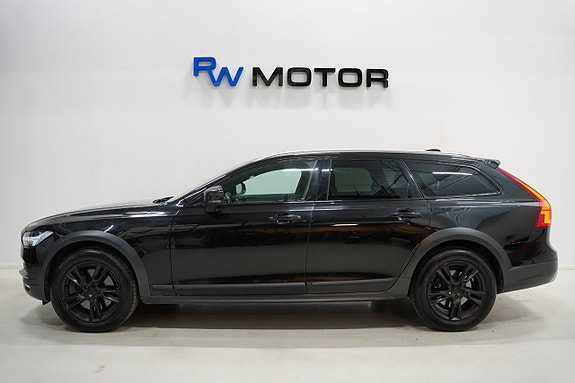 Volvo V90 Cross Country 3 of 5