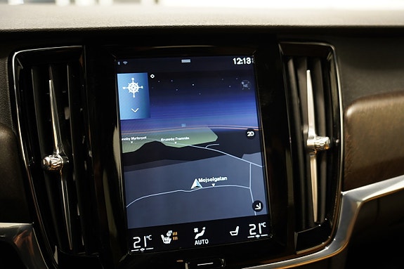 Volvo V90 Cross Country 14 of 22