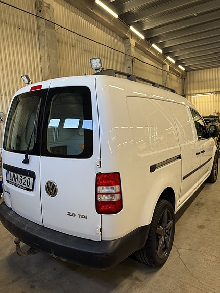 Volkswagen Caddy Maxi 3 of 4