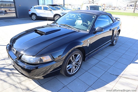 Ford Mustang 16 of 20