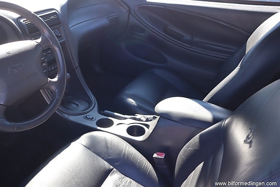 Ford Mustang 6 of 20