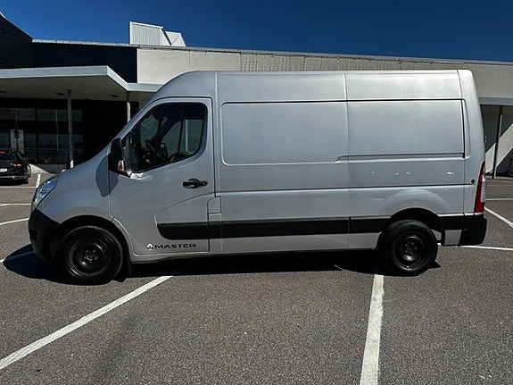 Renault Master 4 of 5
