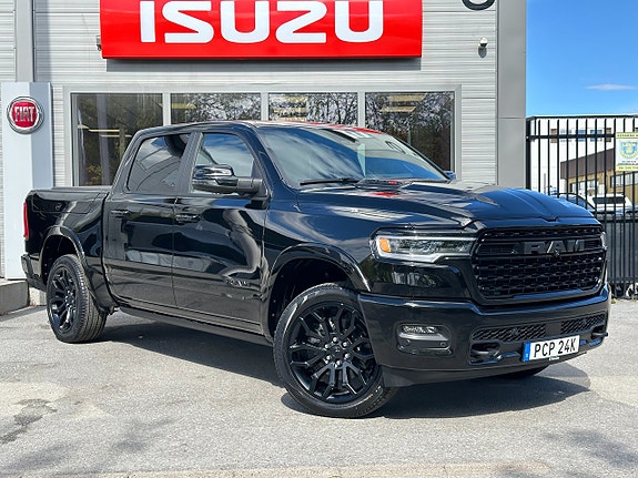 Dodge RAM 1500 2 of 5