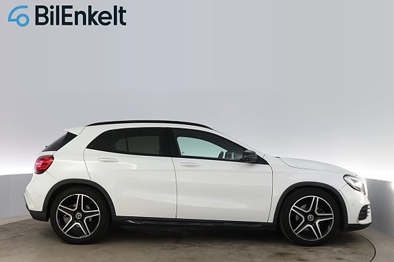 Mercedes-Benz GLA220 d 2 of 30