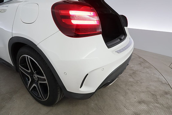Mercedes-Benz GLA220 d 7 of 30
