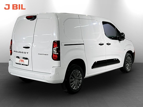 Peugeot Partner 4 of 8