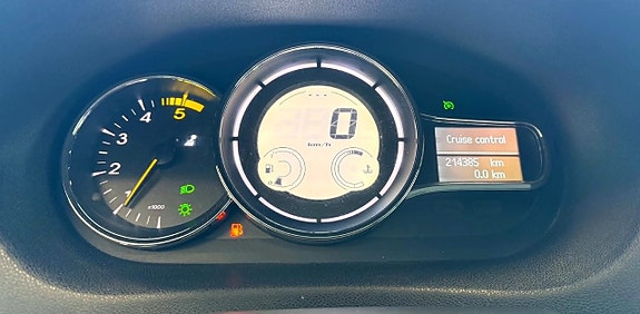 Renault Megane 14 of 22