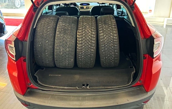 Renault Megane 22 of 22