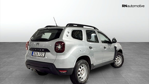 Dacia Duster 2 of 5