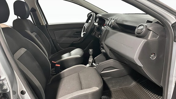 Dacia Duster 3 of 5