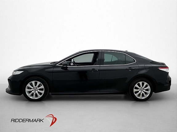 Toyota Camry 5 of 5