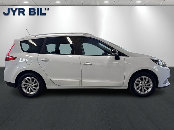 Renault Grand Scenic III 2 of 5