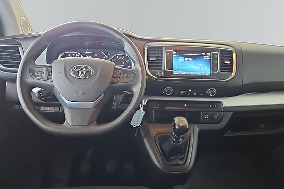 Toyota Proace Verso 8 of 16