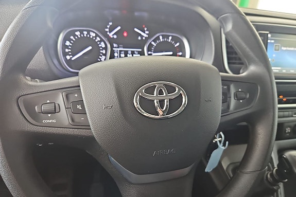 Toyota Proace Verso 24 of 30