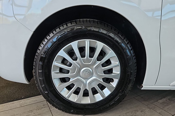 Toyota Proace Verso 11 of 16