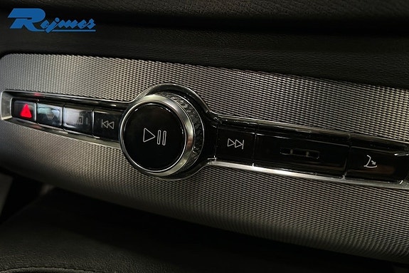 Volvo XC90 5 of 5
