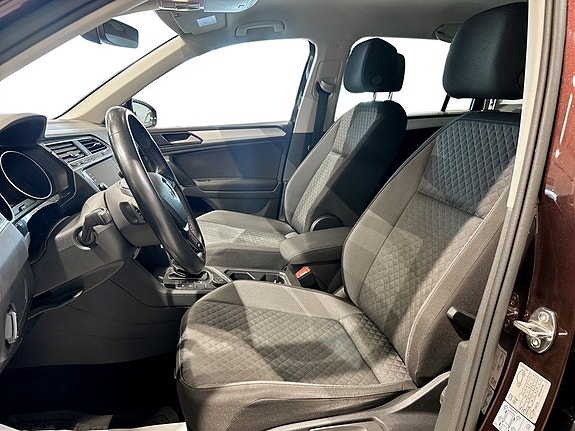 Volkswagen Tiguan 7 of 15