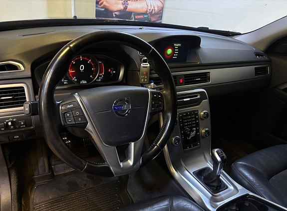 Volvo V70 8 of 18
