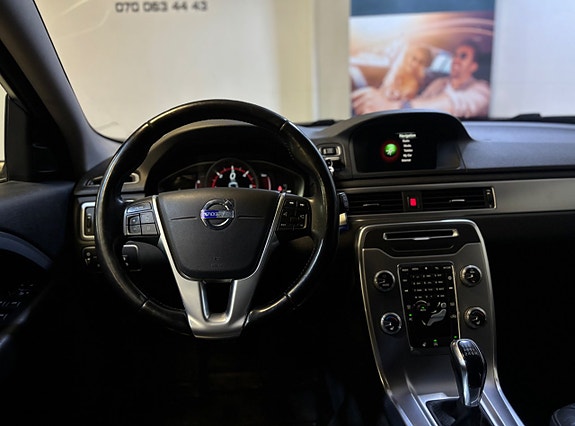 Volvo V70 10 of 18