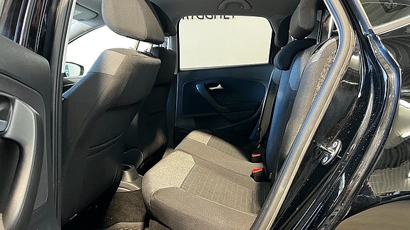 Volkswagen Polo 6 of 15