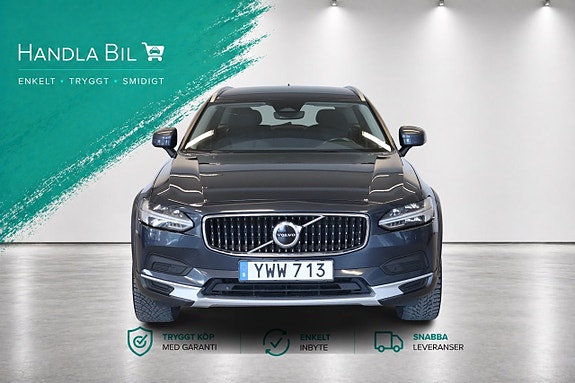 Volvo V90 Cross Country 3 of 5