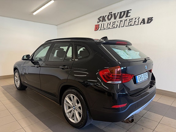 BMW X1 3 of 11