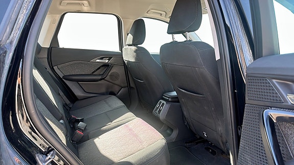 BMW iX1 5 of 5